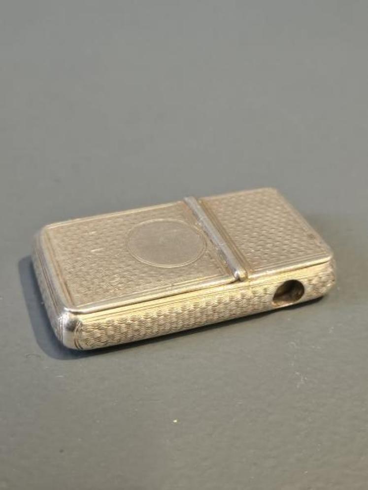 Unusual Mid Victorian Silver Vesta and Cheroot Cutter - Image 1