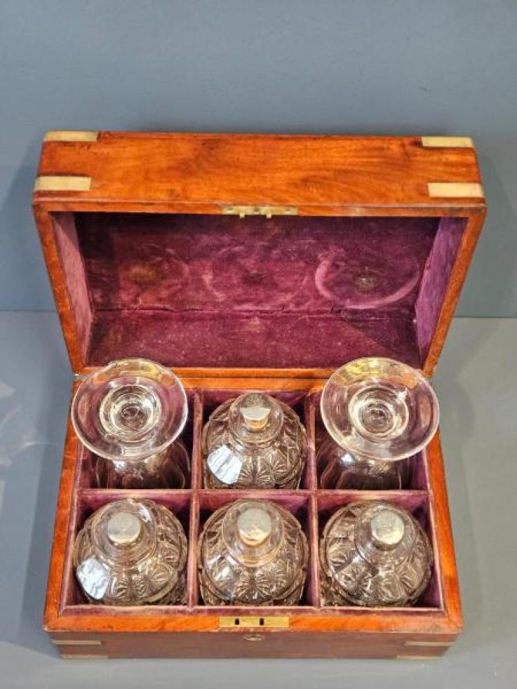 Regency Military Rummer and Decanter Box - Image 6