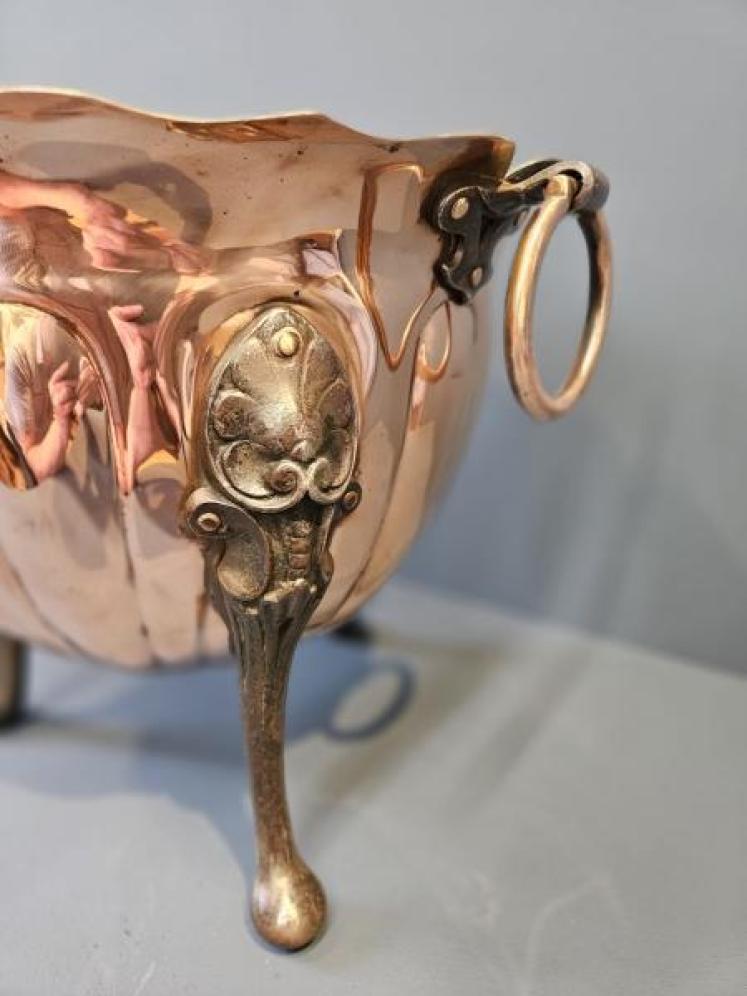 Quality Art Nouveau Copper Planter - Image 6