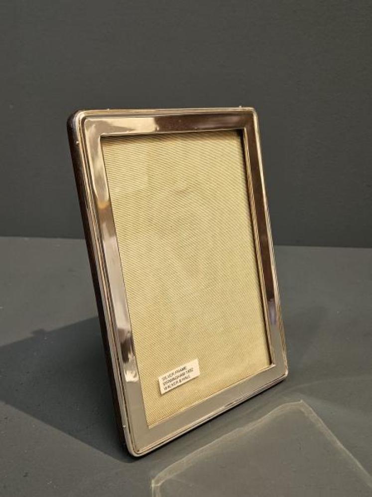Walker & Hall Silver Photo Frame - Image 4
