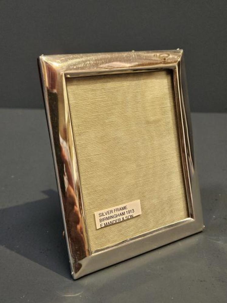 Silver Cushion Moulded Photo Frame - Image 3