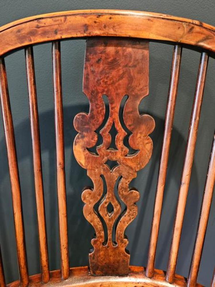 Burr Yew High Back Windsor Chair - Image 4