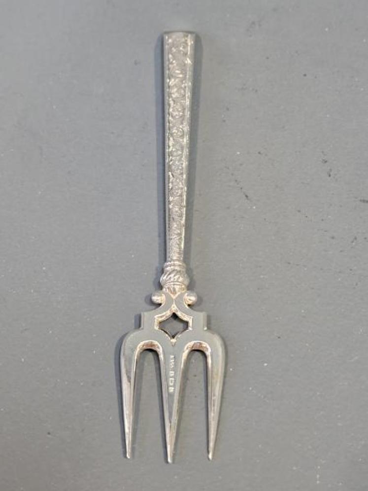 Rare Victorian Silver Toasting Fork - Image 2