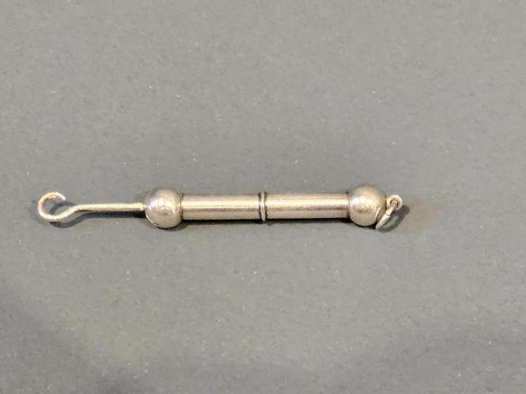 Edwardian Silver Telescopic Button Hook - Image 5