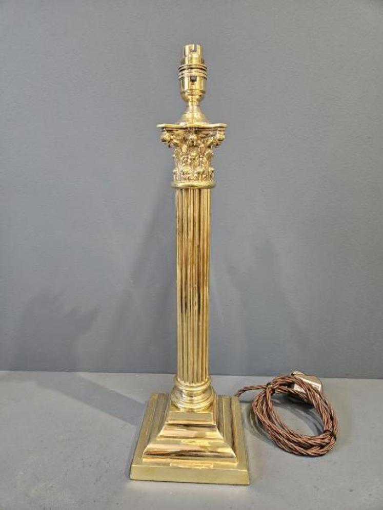 Superb Quality Corinthian Column Table Lamp  - Image 5