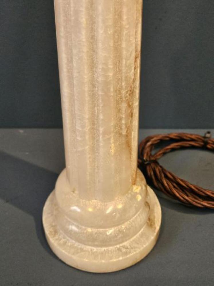 Edwardian Marble Reeded Column Table Lamp  - Image 4