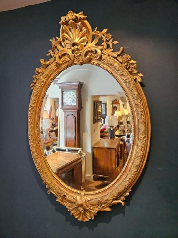 Large Victorian Oval Gilt Mirror  - Image 2