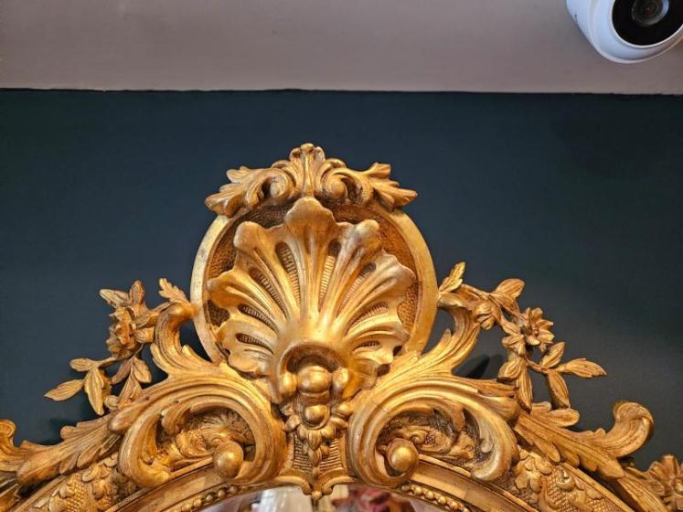 Large Victorian Oval Gilt Mirror  - Image 3