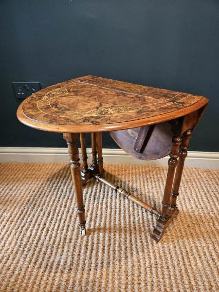 Quality Victorian Inlaid Burr Baby Walnut Sutherland Table  - Image 3