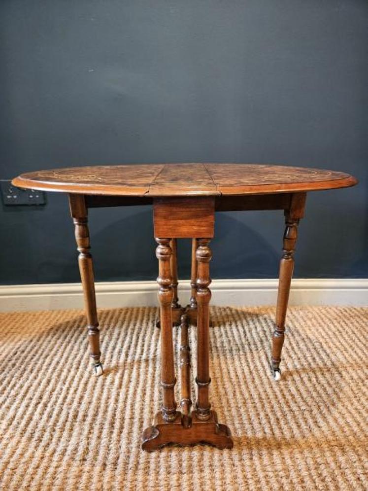 Quality Victorian Inlaid Burr Baby Walnut Sutherland Table  - Image 4