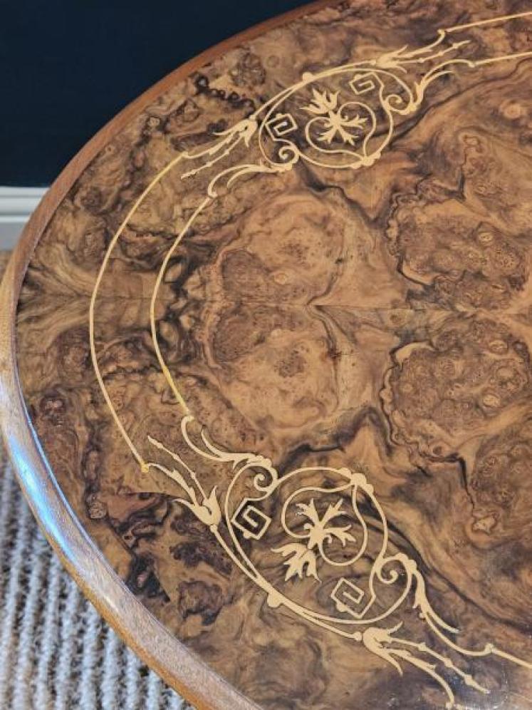 Quality Victorian Inlaid Burr Baby Walnut Sutherland Table  - Image 5