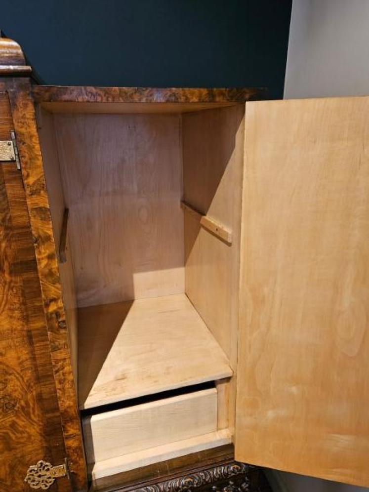 1920's Burr Walnut Cocktail Cabinet - Image 3