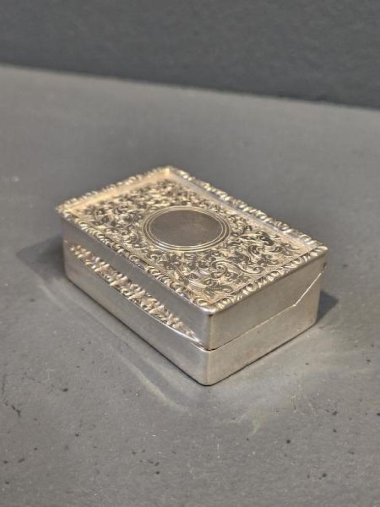 Fine Quality Edwardian Silver Table Snuff - Image 1