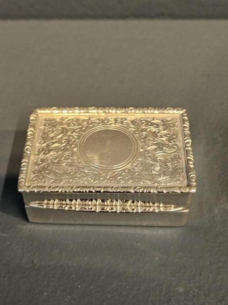 Fine Quality Edwardian Silver Table Snuff - Image 2