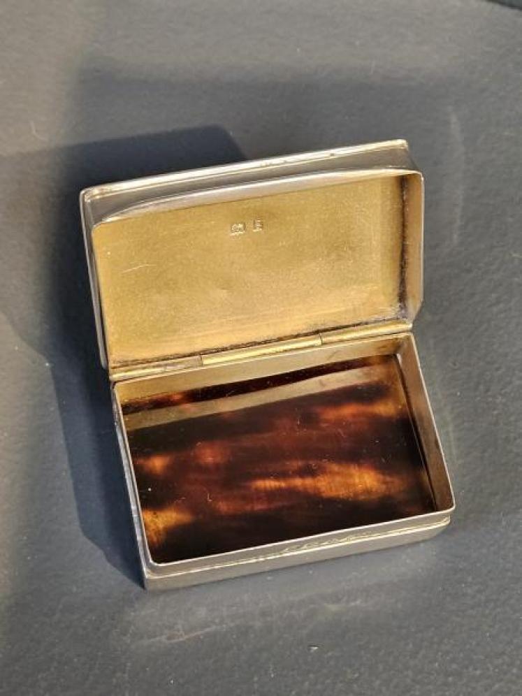 Fine Quality Edwardian Silver Table Snuff - Image 6