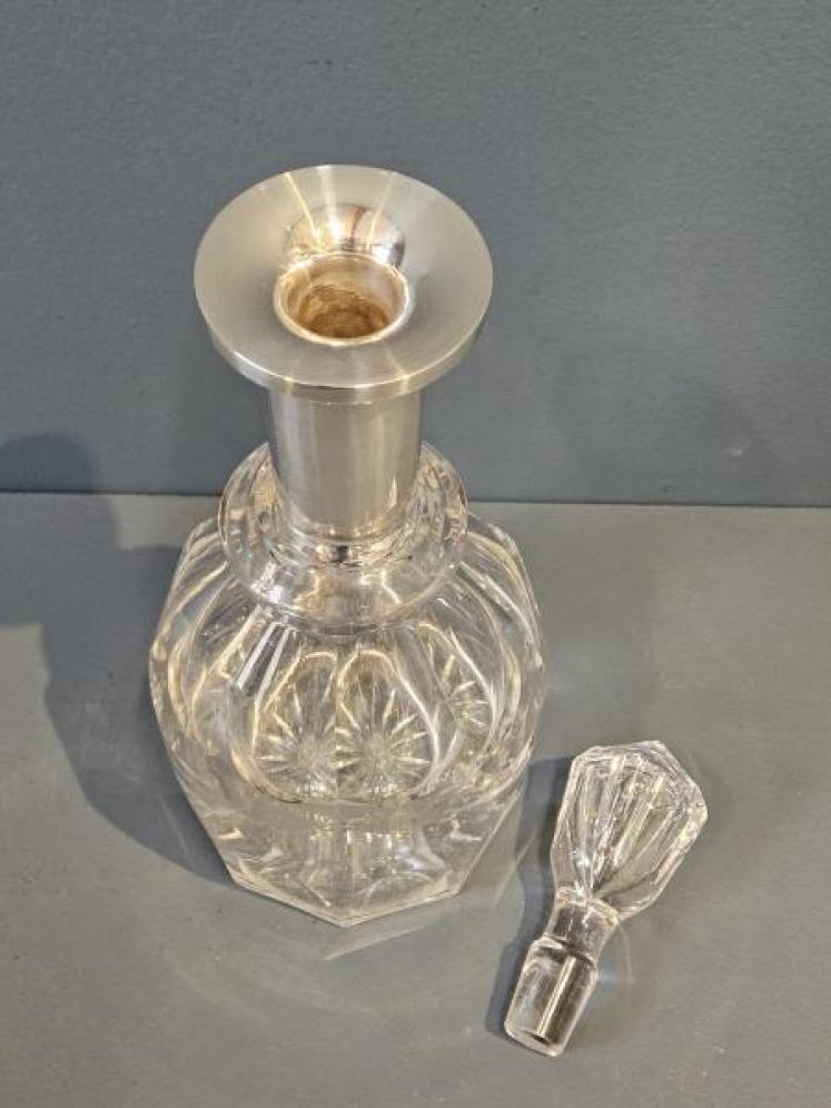 George V Silver Neck Cut Crystal Decanter - Image 6