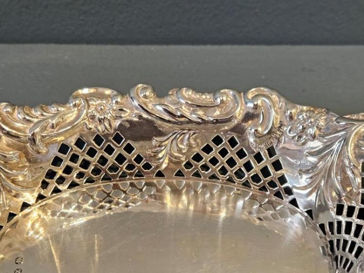 Victorian Silver Fretted Border Dish - Image 3