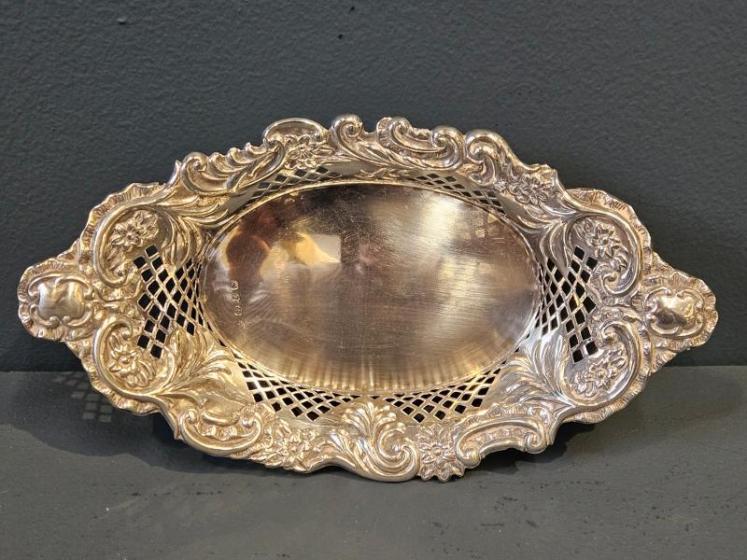 Victorian Silver Fretted Border Dish - Image 4