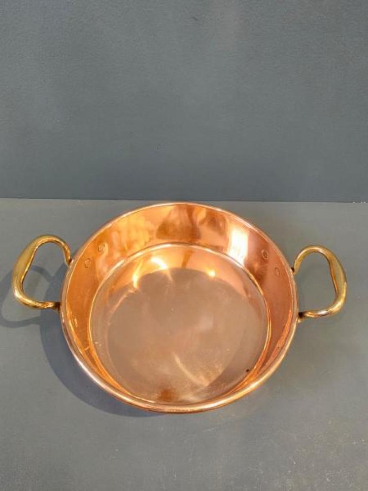 Immaculate Victorian Copper Cream Pan - Image 3