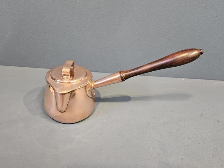 Matching Set of 3 Victorian Copper Pans - Image 4