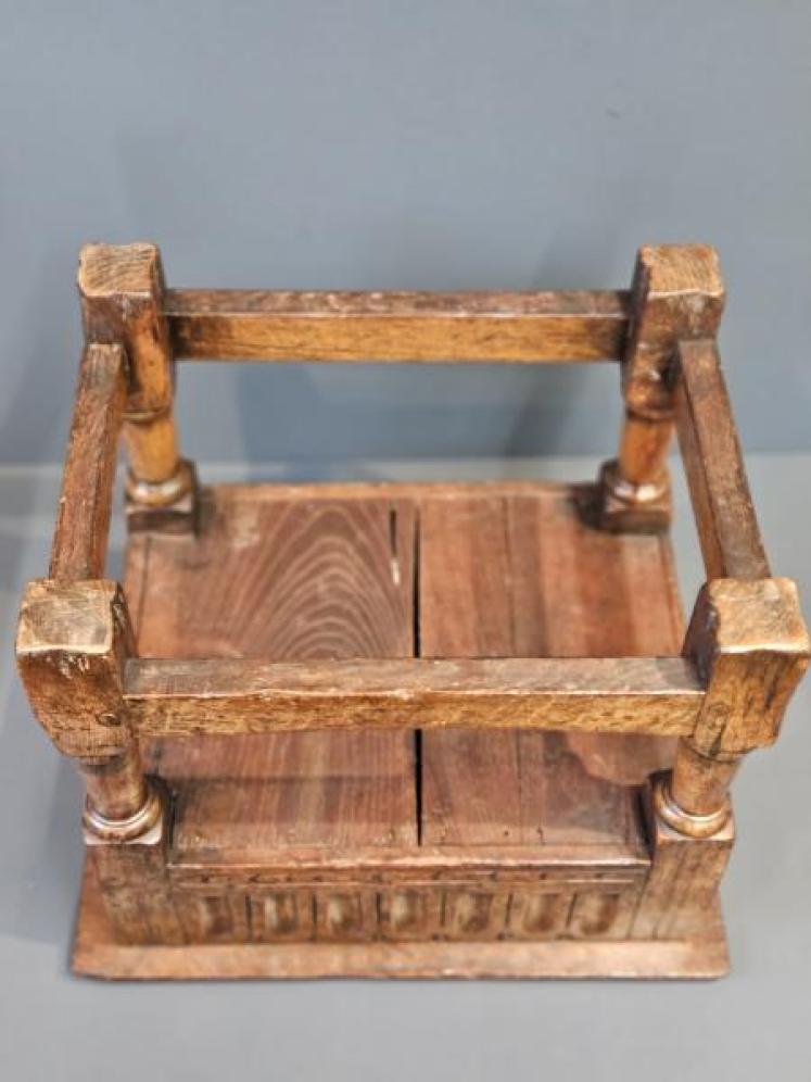 Georgian Carved Oak Box Stool  - Image 4