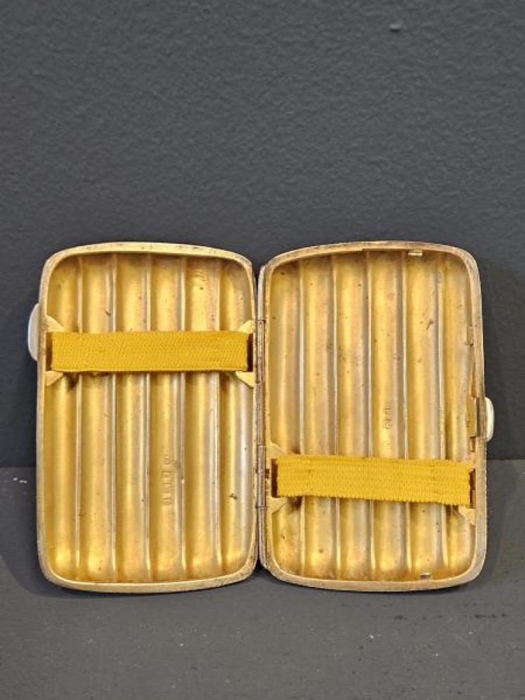 Edwardian Chased Cast Silver Cheroot Case - Image 2