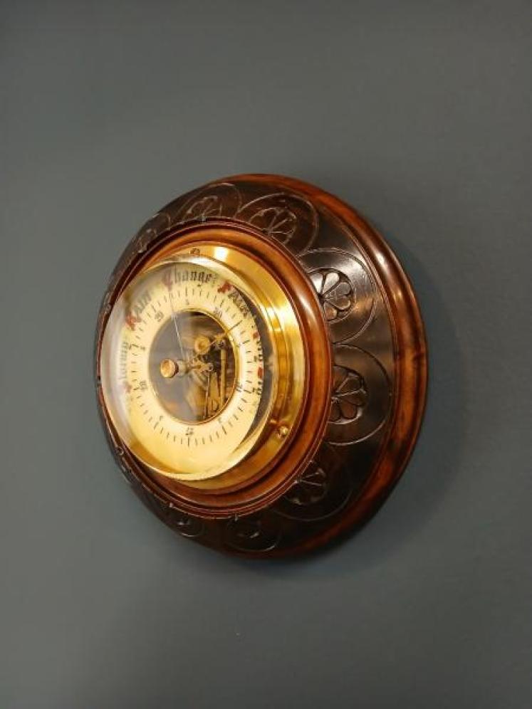 Victorian Solid Walnut Aneroid Barometer - Image 7