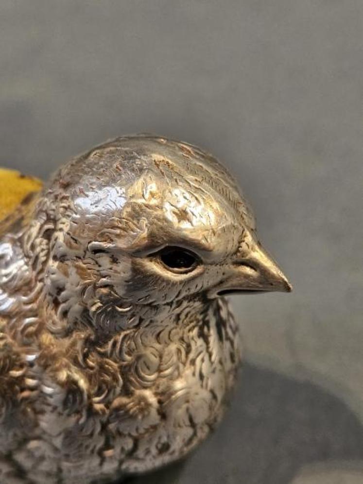 Large George V Silver Chick Pin Cushion - Image 3