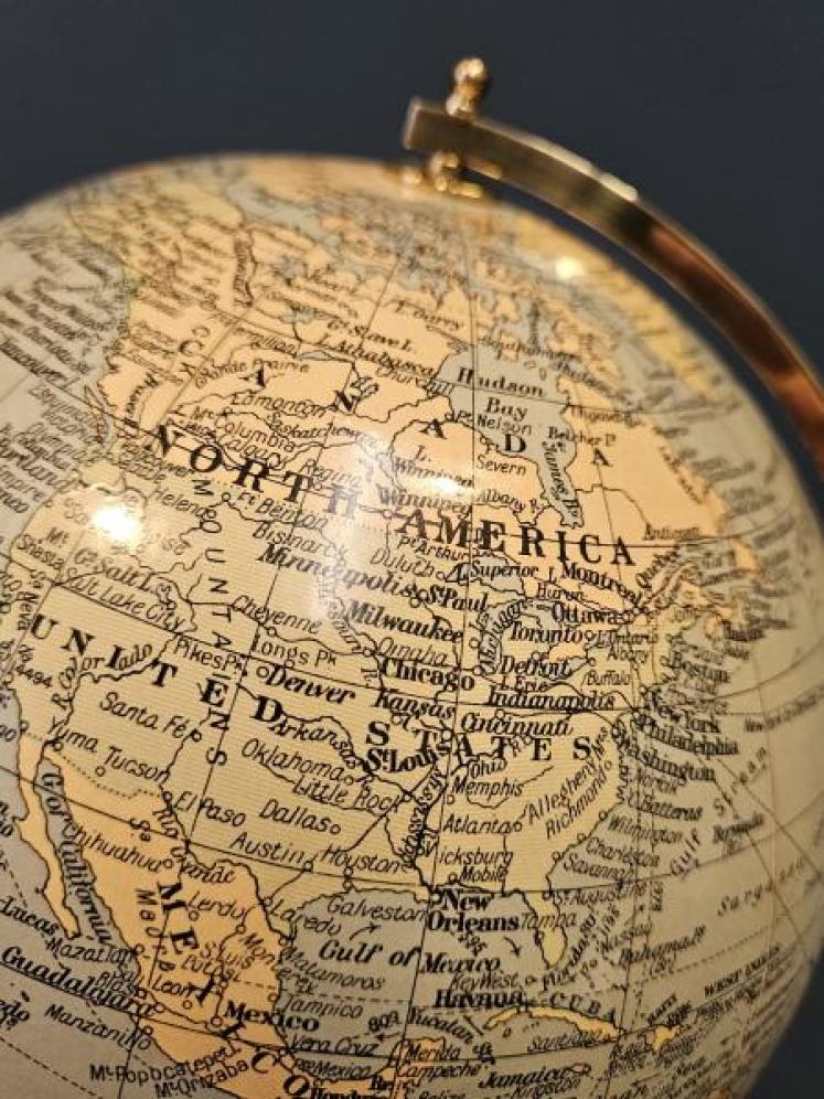 1930's Geographia 8" Terrestrial Globe  - Image 2