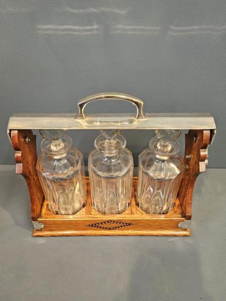 Victorian Oak 3 Bottle Tantalus - Image 3