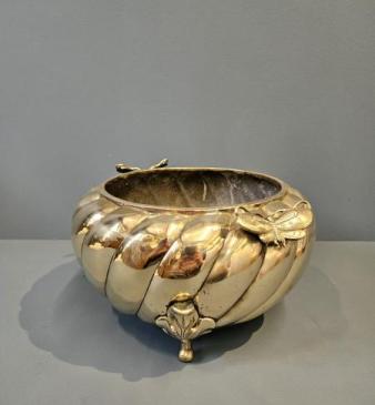 Japanese Cast Bronze Jardiniere
