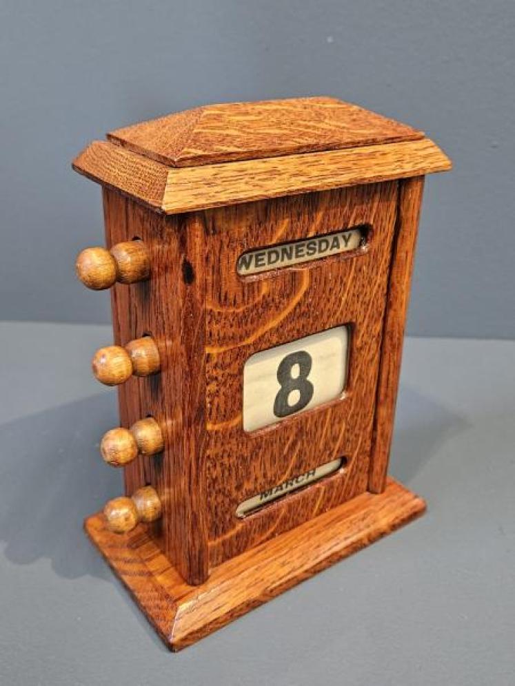 Edwardian Oak Perpetual Desk Calendar - Image 5