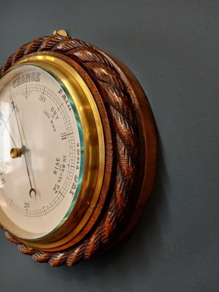 Large 11" Victorian Oak Ship's Barometer - Image 4