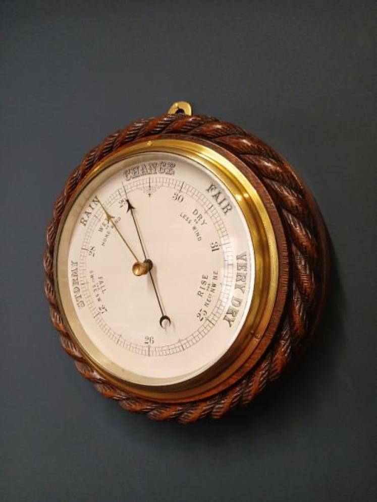 Large 11" Victorian Oak Ship's Barometer - Image 6