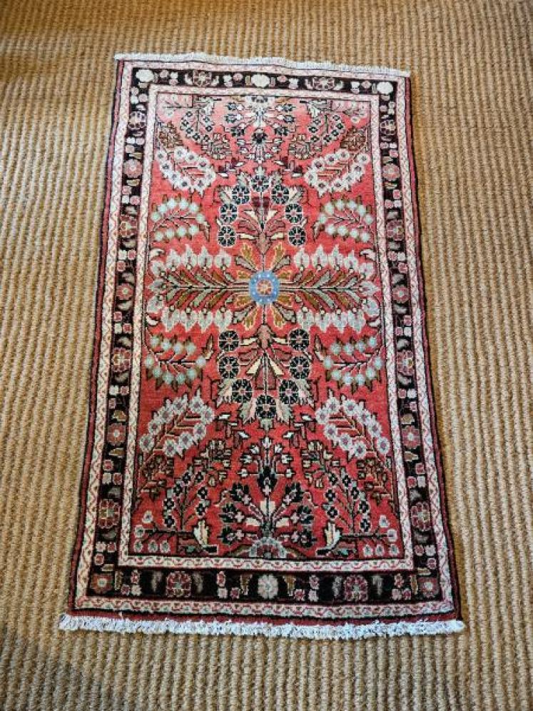 Quality Persian Pure Wool Rug - Image 1