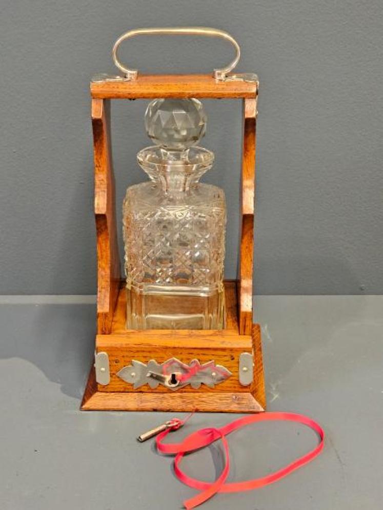 Victorian Oak Single Bottle Tantalus - Image 1