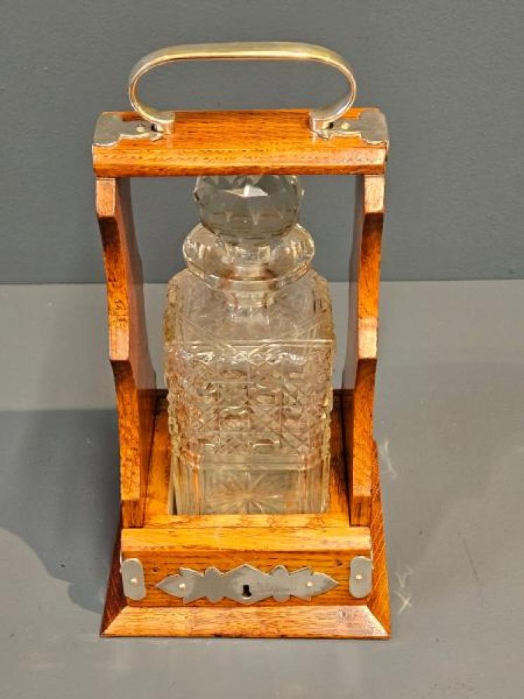 Victorian Oak Single Bottle Tantalus - Image 3