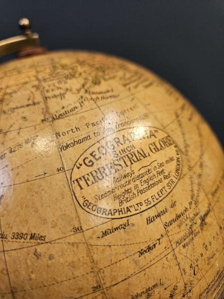 8" Geographia Globe  - Image 2