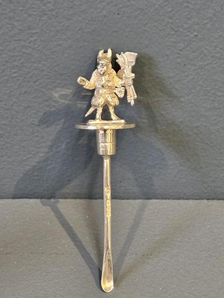 Crystal and Silver Snuff Bottle - Image 3
