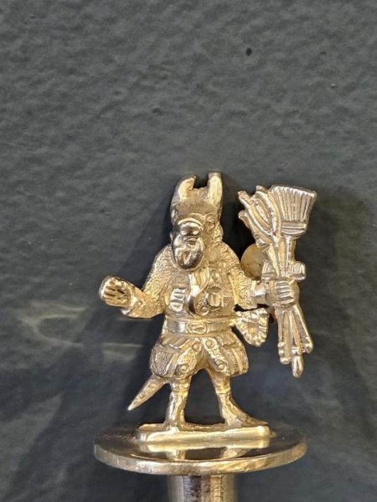 Crystal and Silver Snuff Bottle - Image 4