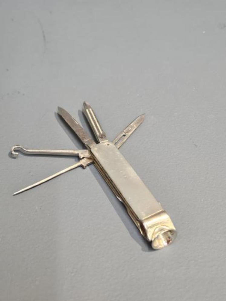 Levi & Salaman Silver Pen Knife and Cheroot Cutter - Image 2