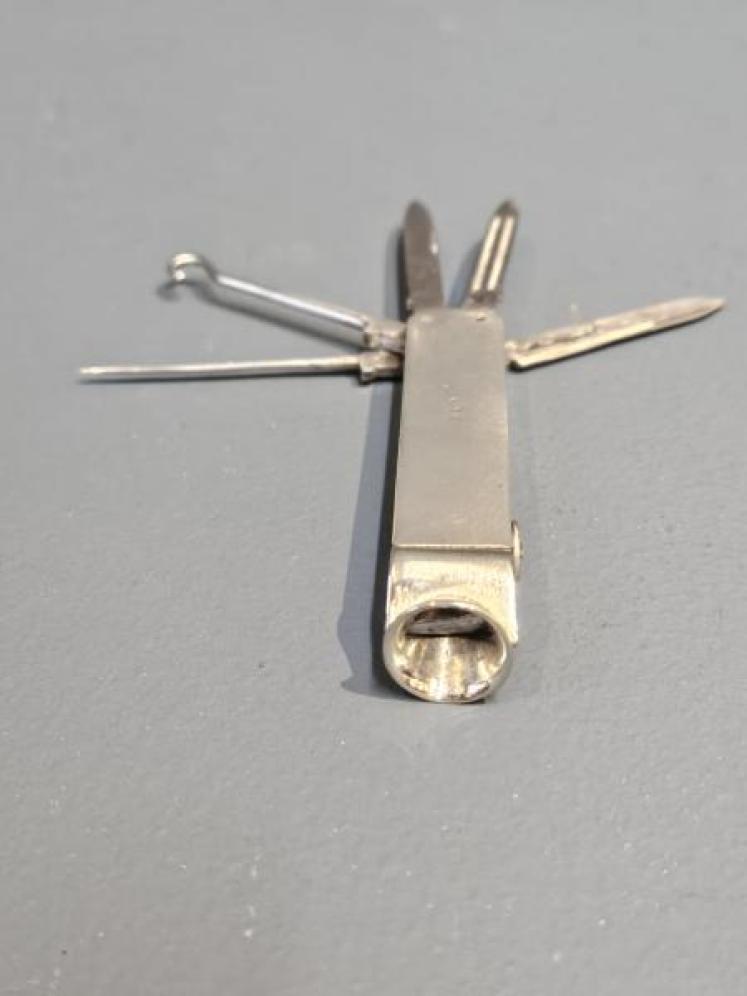 Levi & Salaman Silver Pen Knife and Cheroot Cutter - Image 3