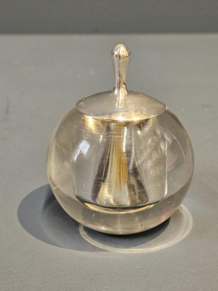 Silver Top Paperweight Glue Pot - Image 2