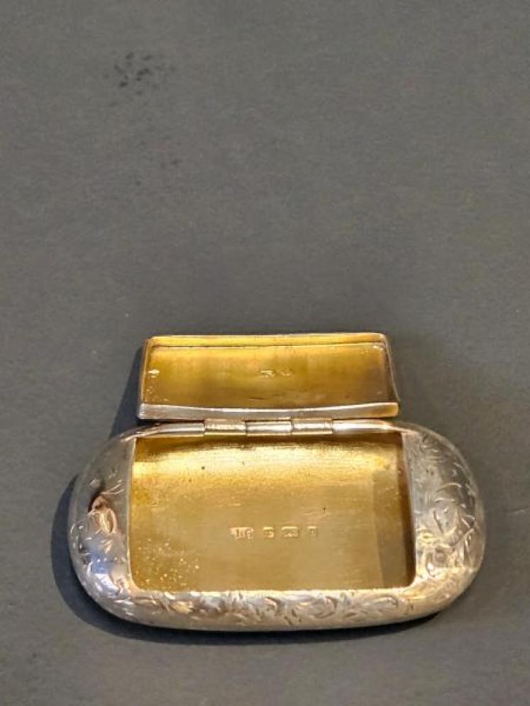 Victorian Silver Pocket Snuff - Image 3