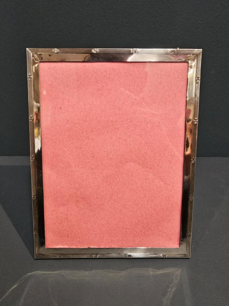 George V Silver Portrait Sized Photo Frame - Image 1