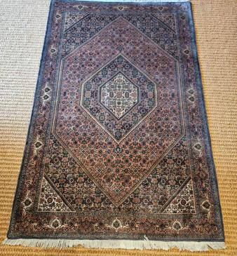 Fine Quality Persian Rug