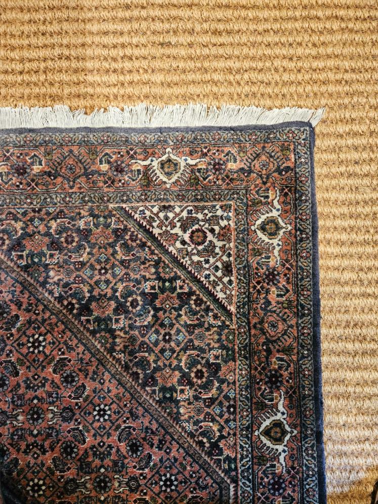 Fine Quality Persian Rug - Image 5