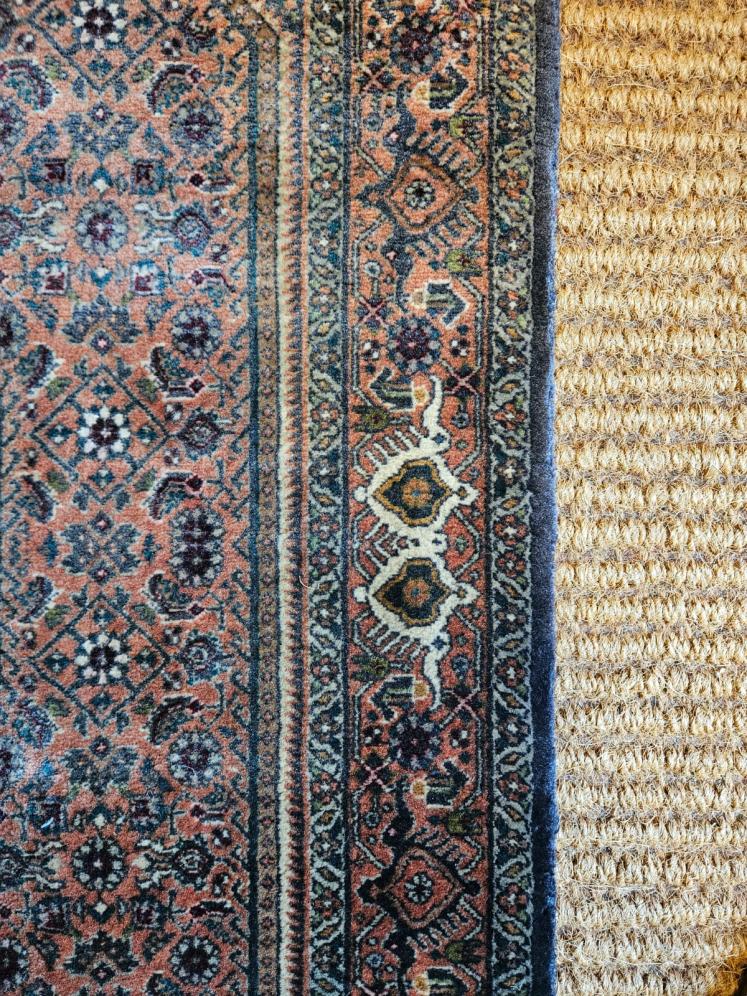Fine Quality Persian Rug - Image 4