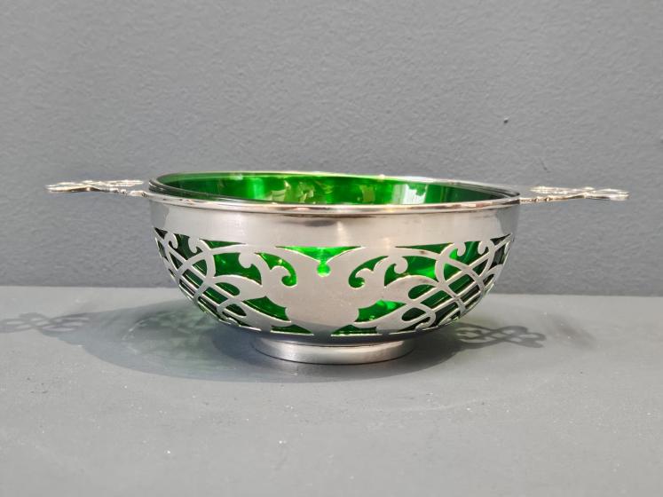 Large Edwardian Mappin and Webb Silver Quaich - Image 6