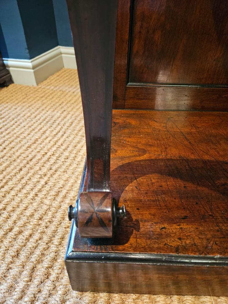 Fine Quality Regency Mahogany Console Table  - Image 9